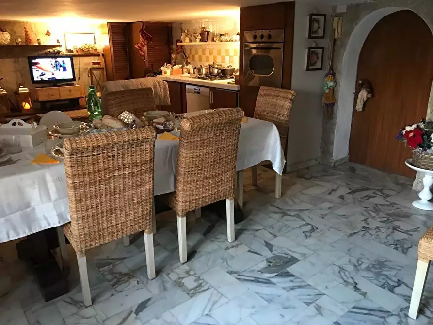 Immagine 26 di Casa semindipendente in vendita  a Carrara