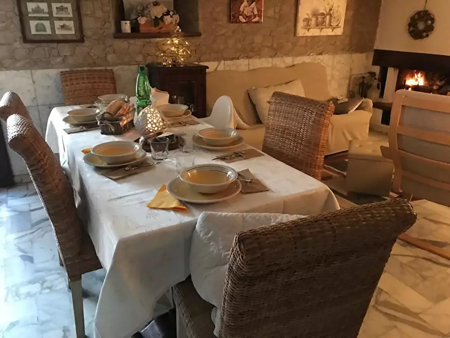 Immagine 23 di Casa semindipendente in vendita  a Carrara