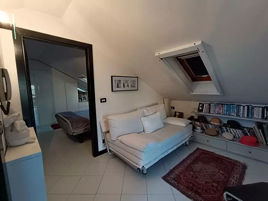 Immagine 71 di Casa semindipendente in vendita  a Carrara