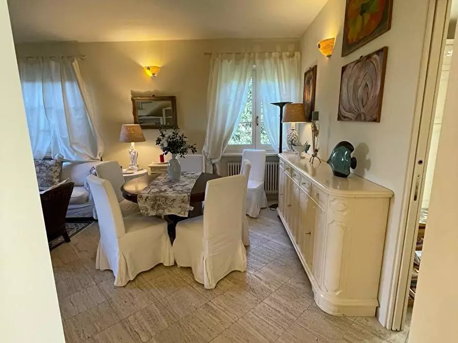 Immagine 5 di Casa bifamiliare in affitto  a Forte Dei Marmi