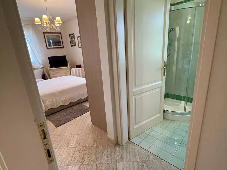 Immagine 17 di Casa bifamiliare in affitto  a Forte Dei Marmi