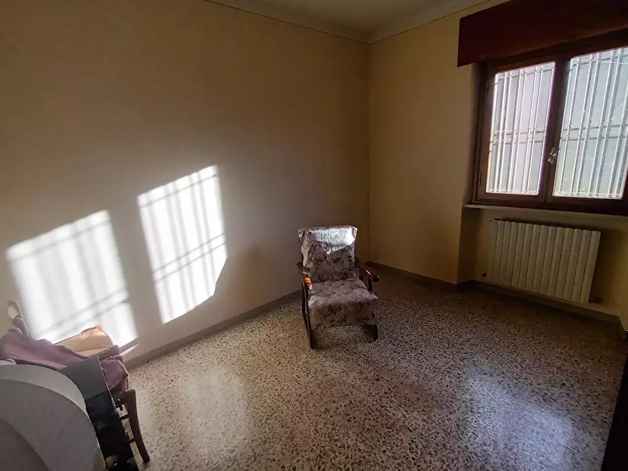 Immagine 22 di Villa in vendita  a Lucca