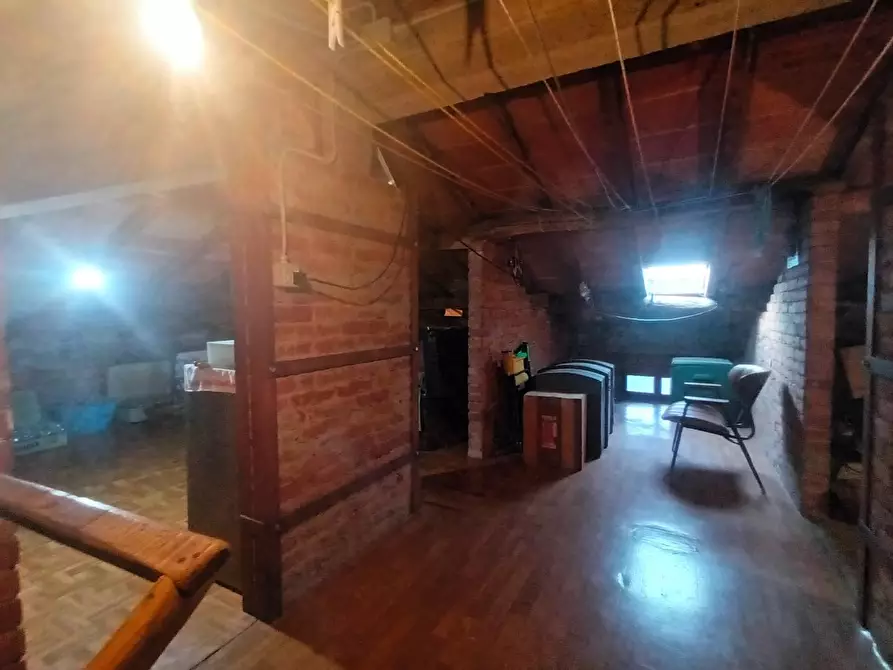 Immagine 8 di Villa in vendita  a Lucca