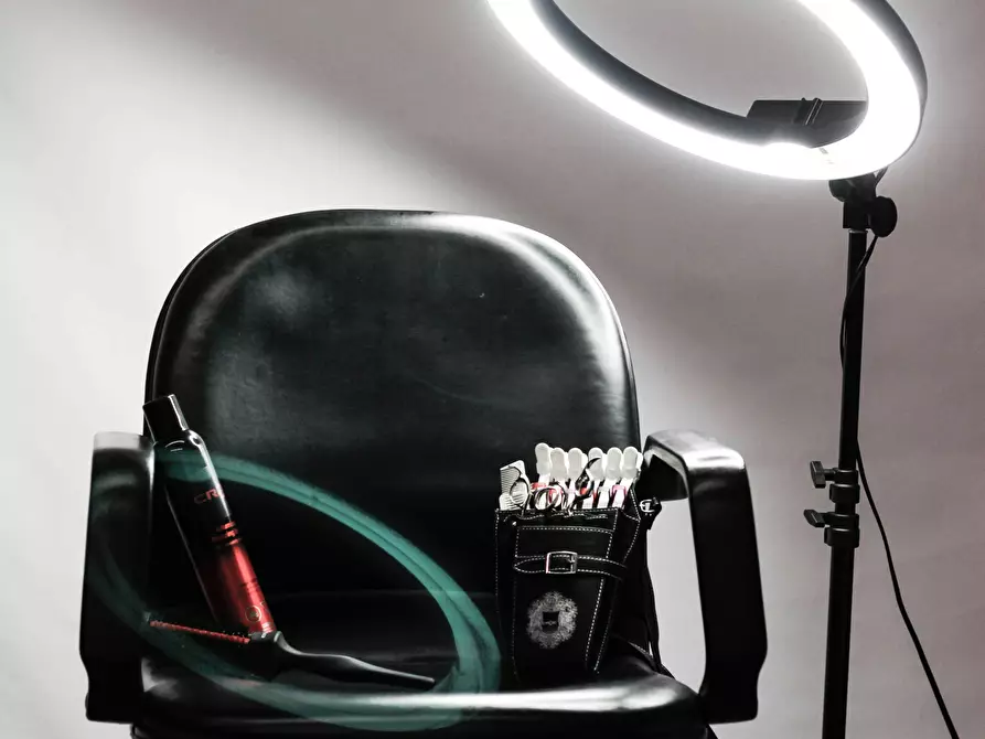 Immagine 23 di Attività commerciale in vendita  a Empoli