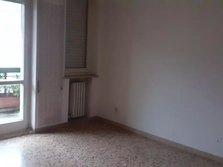 Immagine 10 di Appartamento in vendita  a Massa