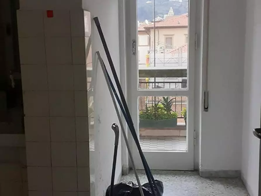 Immagine 8 di Appartamento in vendita  a Massa