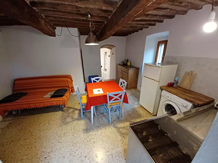 Immagine 9 di Appartamento in vendita  a Colle Di Val D'elsa