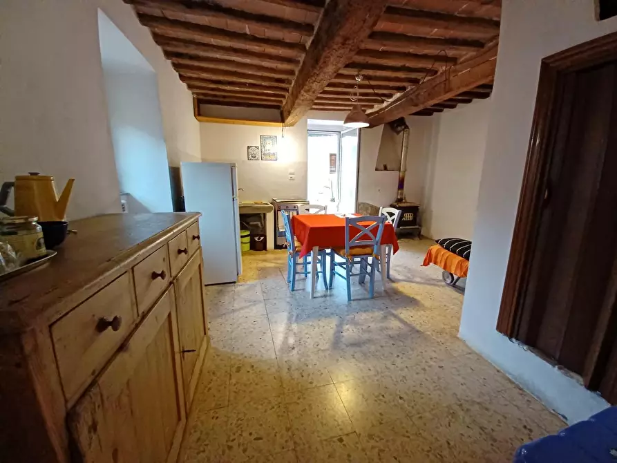 Immagine 11 di Appartamento in vendita  a Colle Di Val D'elsa