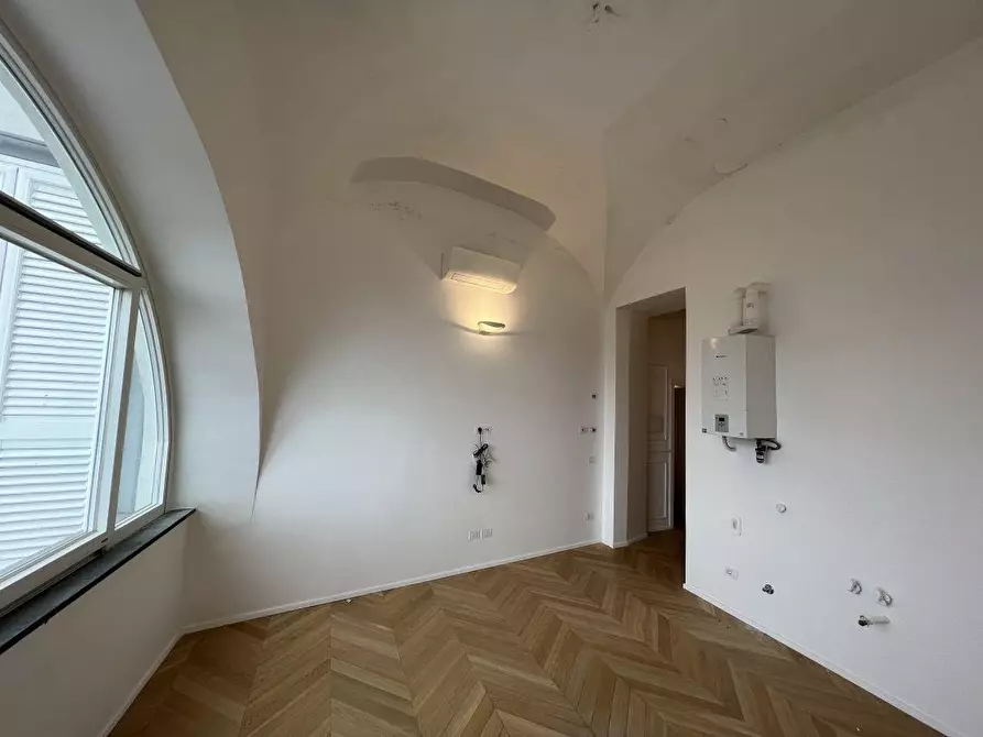 Immagine 21 di Appartamento in vendita  a La Spezia