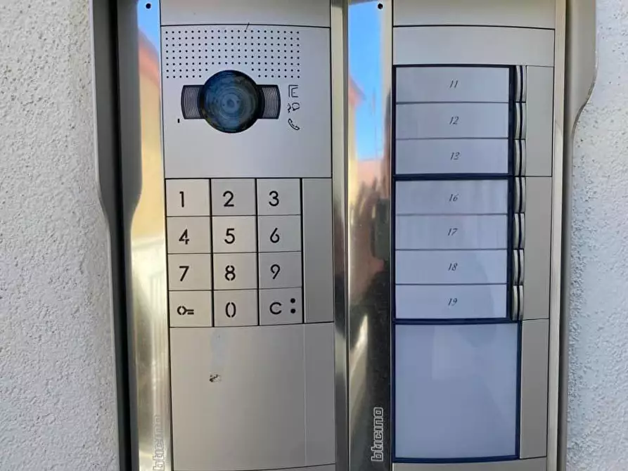 Immagine 5 di Appartamento in vendita  a La Spezia