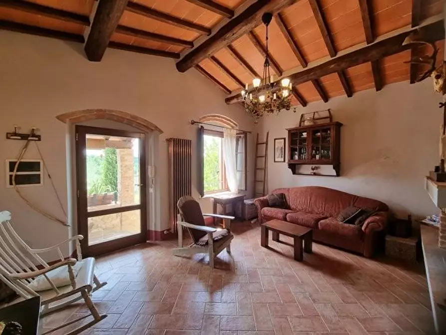 Immagine 42 di Porzione di casa in vendita  a Colle Di Val D'elsa