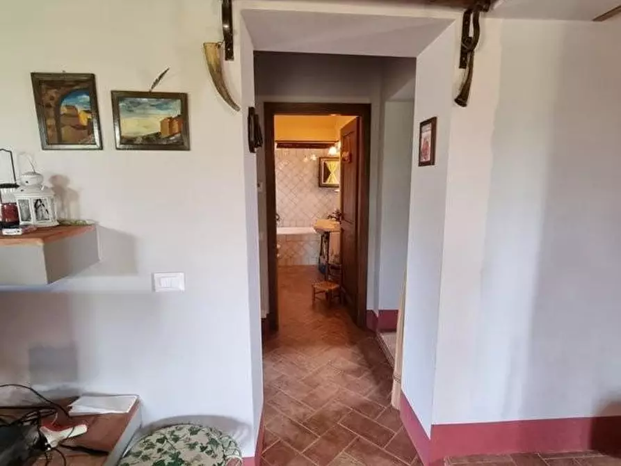 Immagine 46 di Porzione di casa in vendita  a Colle Di Val D'elsa