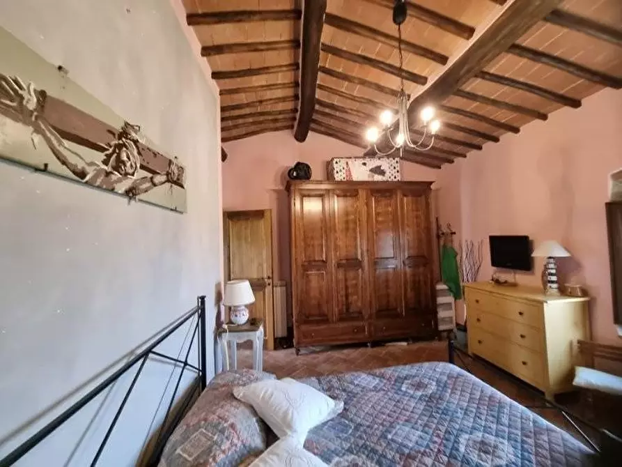 Immagine 27 di Porzione di casa in vendita  a Colle Di Val D'elsa