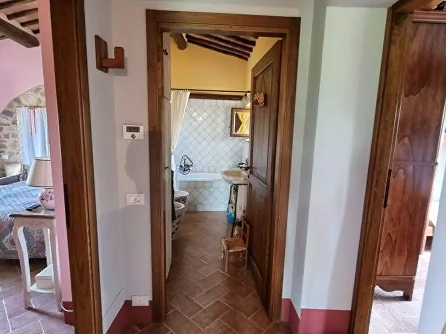 Immagine 44 di Porzione di casa in vendita  a Colle Di Val D'elsa