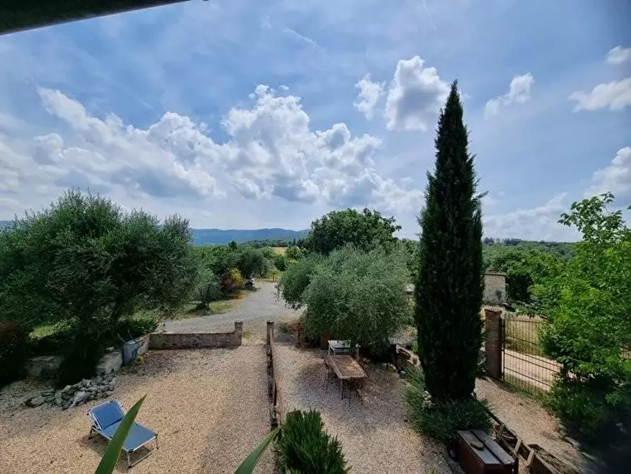 Immagine 17 di Porzione di casa in vendita  a Colle Di Val D'elsa