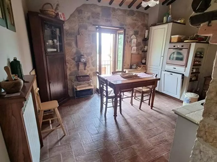 Immagine 21 di Porzione di casa in vendita  a Colle Di Val D'elsa