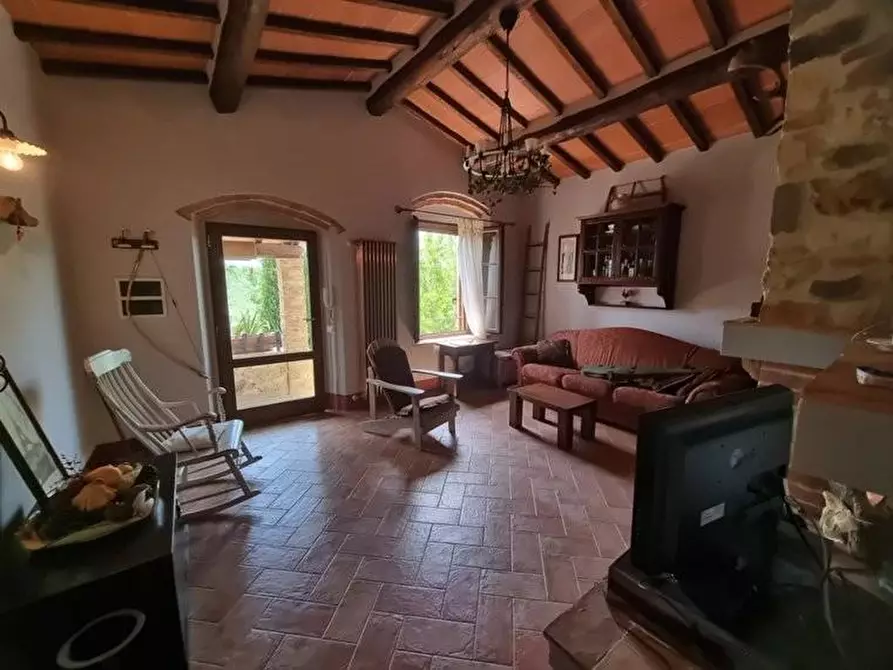 Immagine 52 di Porzione di casa in vendita  a Colle Di Val D'elsa