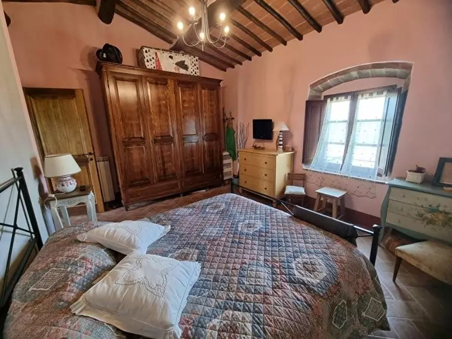 Immagine 49 di Porzione di casa in vendita  a Colle Di Val D'elsa