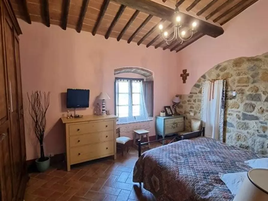 Immagine 43 di Porzione di casa in vendita  a Colle Di Val D'elsa