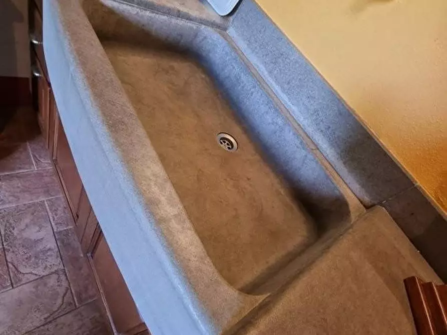 Immagine 30 di Porzione di casa in vendita  a Colle Di Val D'elsa