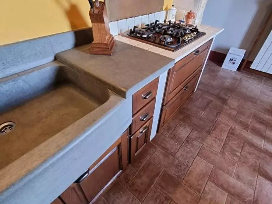 Immagine 48 di Porzione di casa in vendita  a Colle Di Val D'elsa