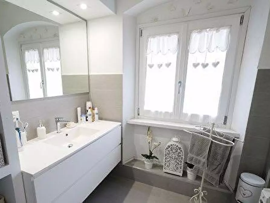 Immagine 11 di Appartamento in vendita  a Massa