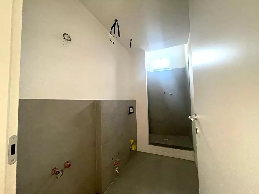 Immagine 11 di Appartamento in vendita  a Empoli