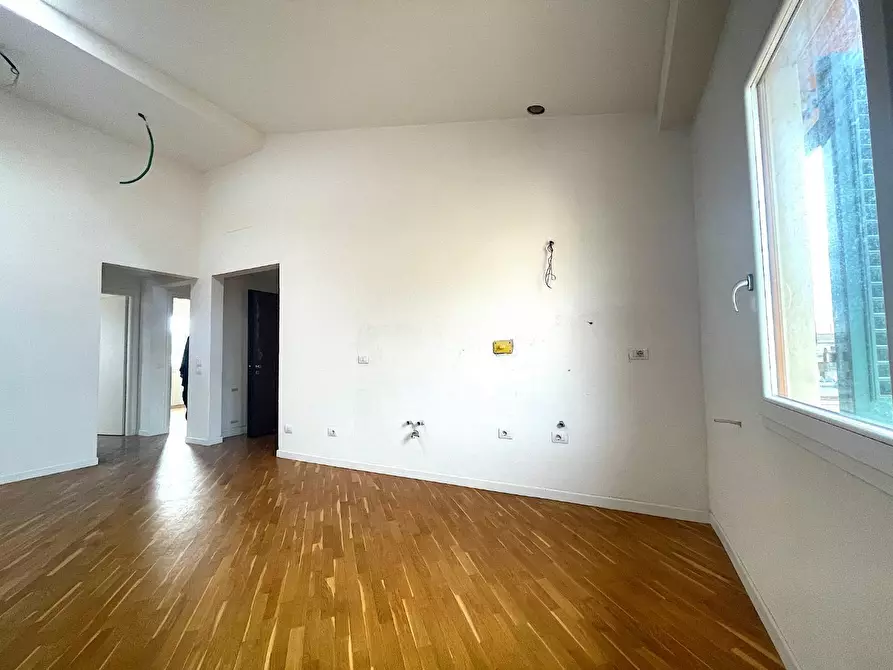 Immagine 13 di Appartamento in vendita  a Empoli