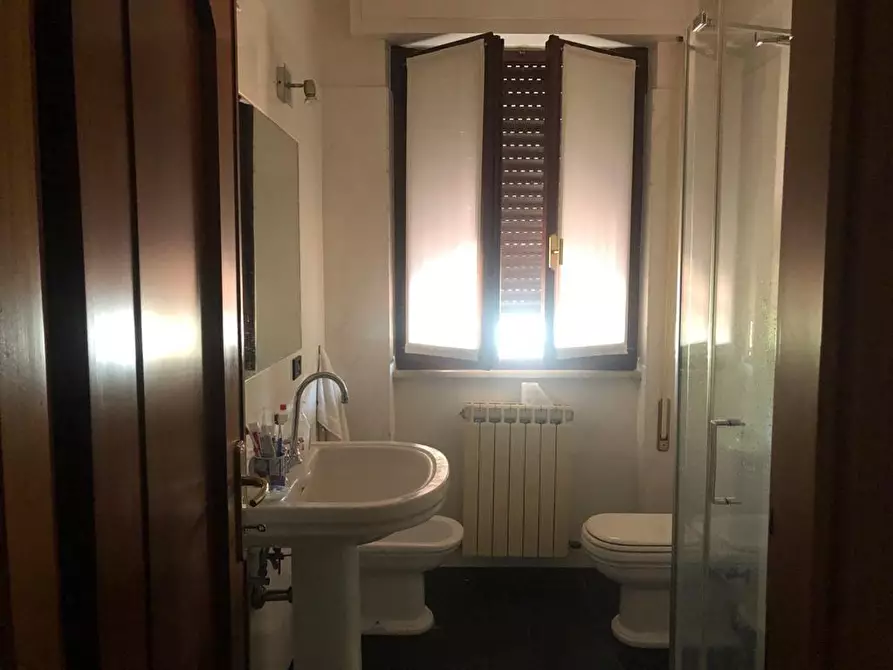 Immagine 10 di Mansarda in vendita  a Massa