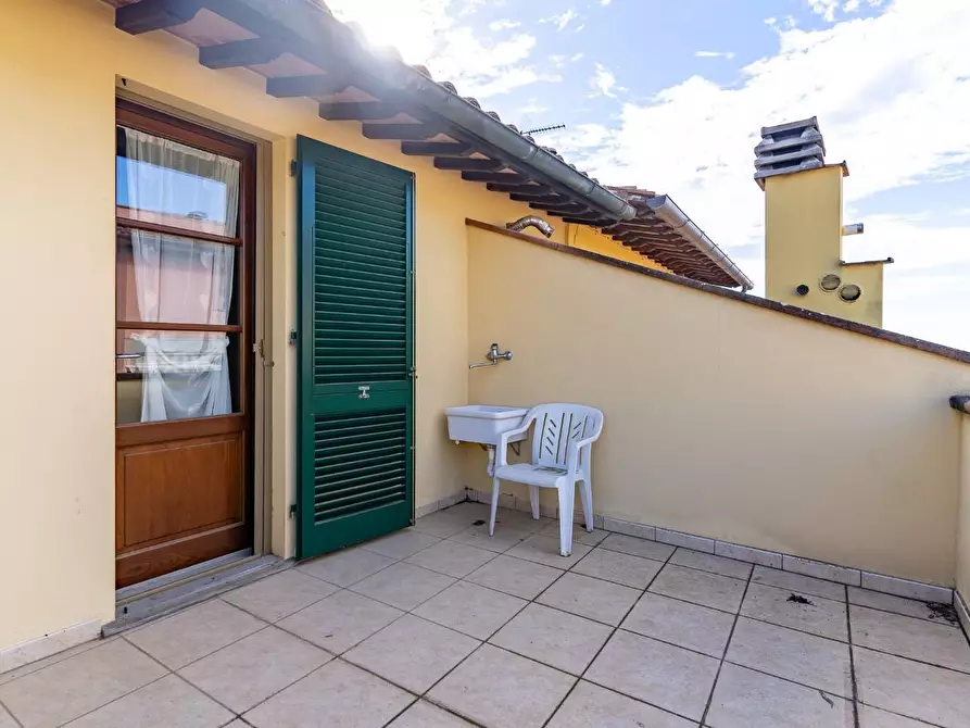 Immagine 34 di Villetta a schiera in vendita  a Empoli