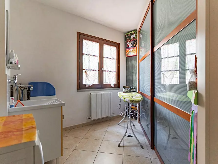 Immagine 15 di Villetta a schiera in vendita  a Empoli