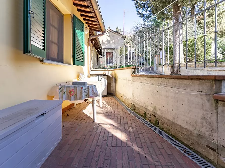 Immagine 36 di Villetta a schiera in vendita  a Empoli