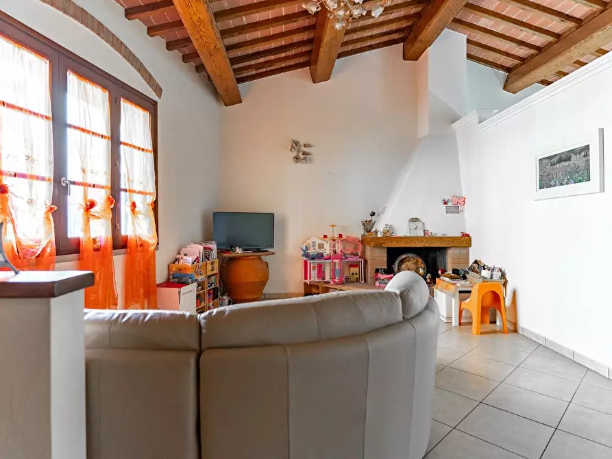 Immagine 5 di Villetta a schiera in vendita  a Empoli