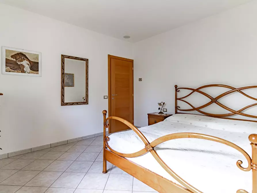 Immagine 24 di Villetta a schiera in vendita  a Empoli