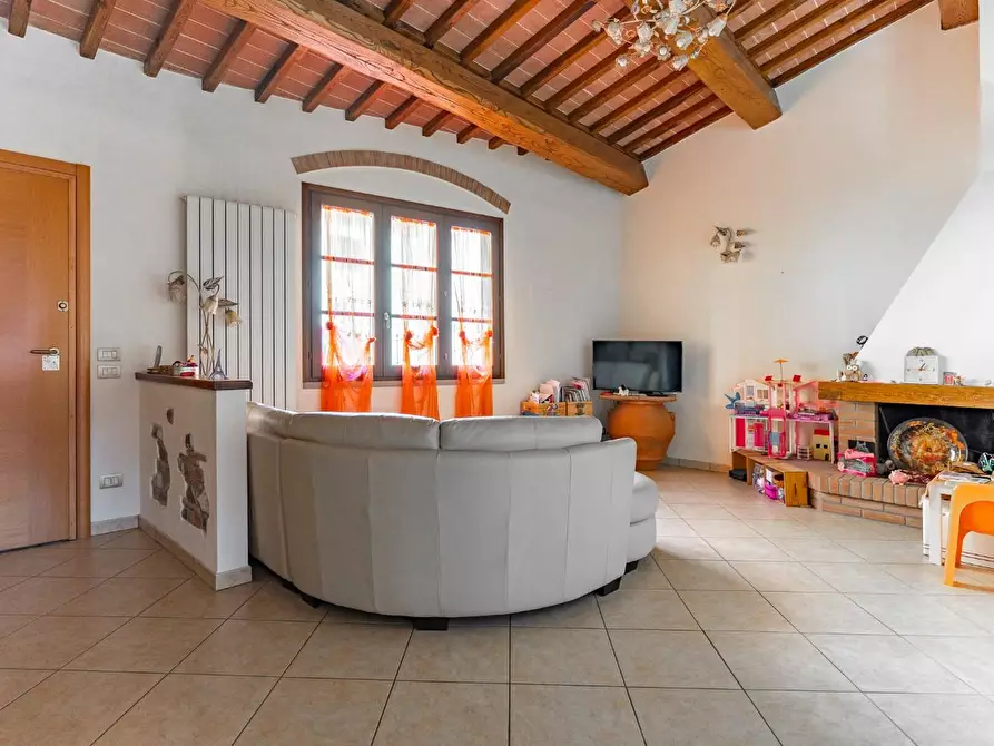 Immagine 4 di Villetta a schiera in vendita  a Empoli