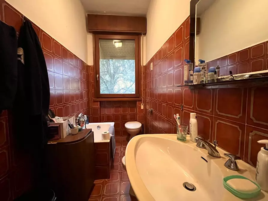 Immagine 6 di Palazzo in vendita  a Pietrasanta