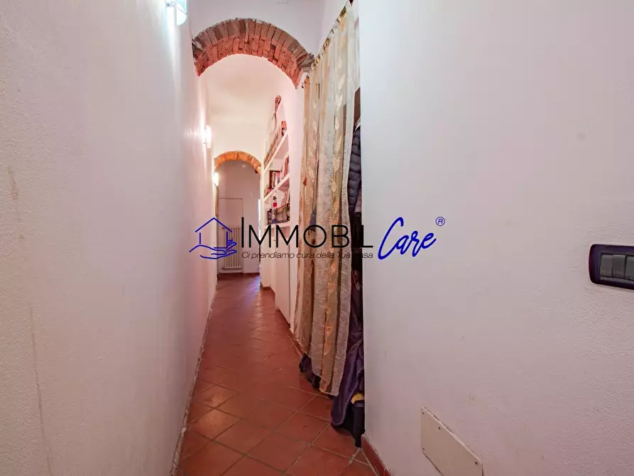 Immagine 7 di Appartamento in vendita  a Livorno