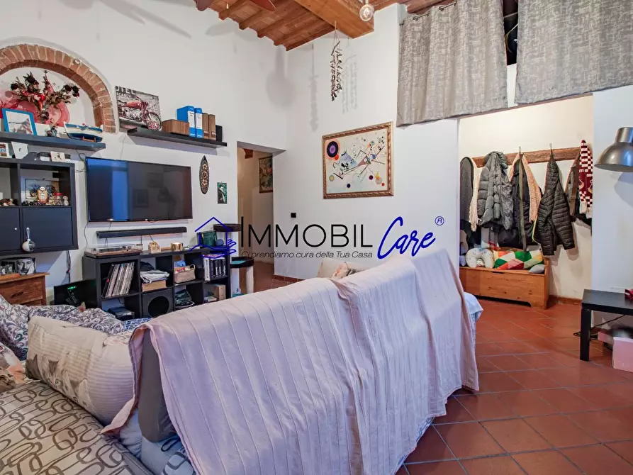 Immagine 2 di Appartamento in vendita  a Livorno