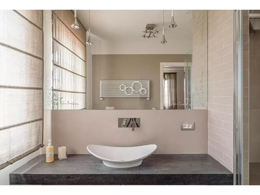 Immagine 10 di Villa in affitto  a Pietrasanta