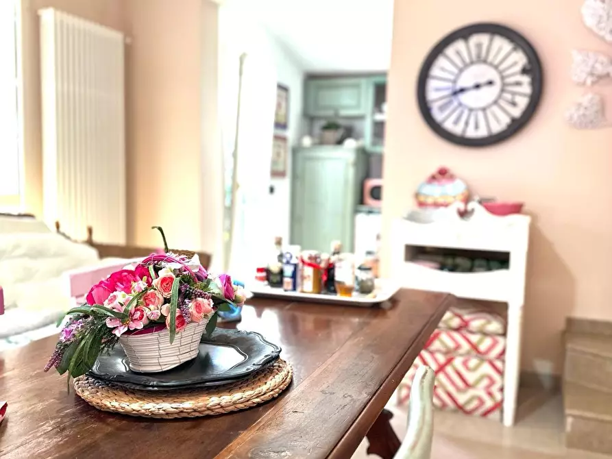 Immagine 9 di Villa in vendita  a Montignoso