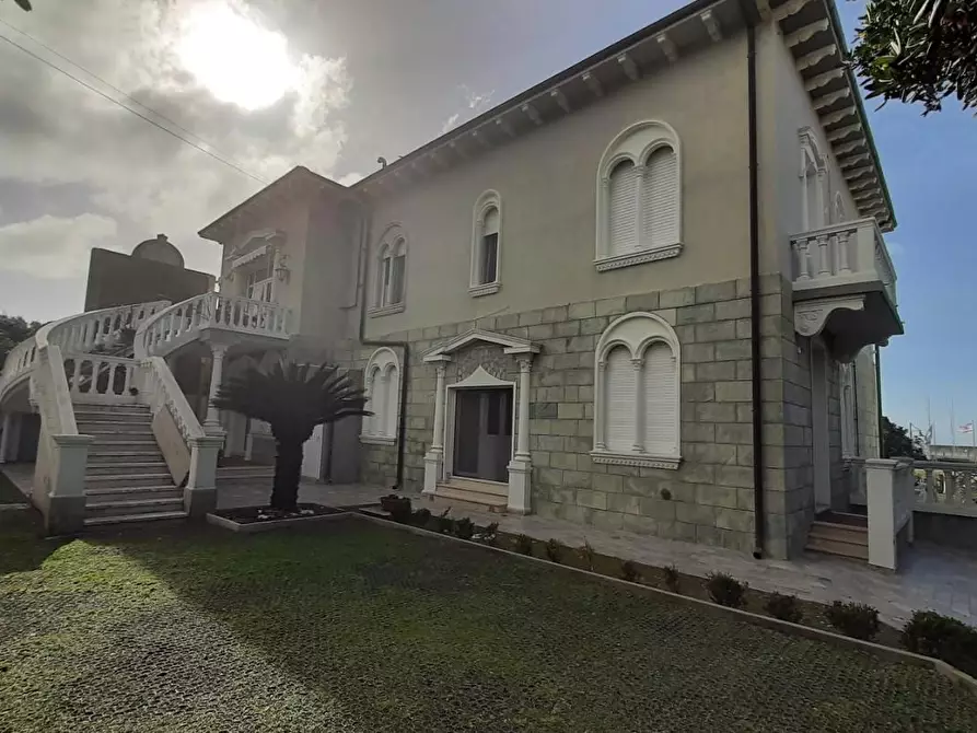 Immagine 61 di Appartamento in vendita  a Rosignano Marittimo