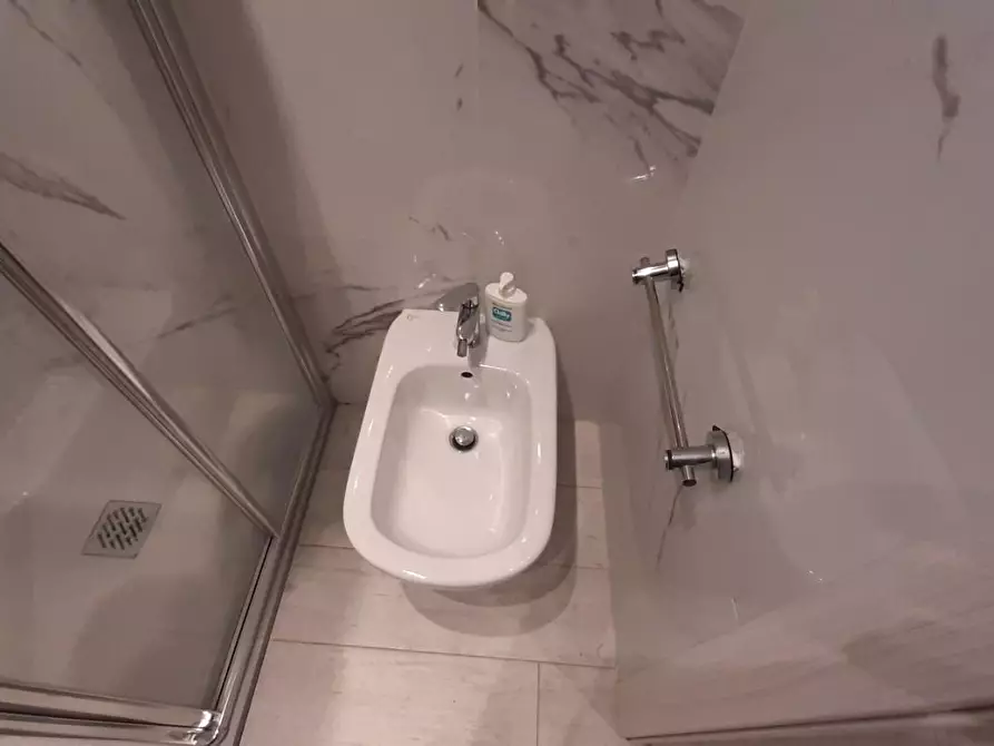 Immagine 47 di Appartamento in vendita  a Rosignano Marittimo