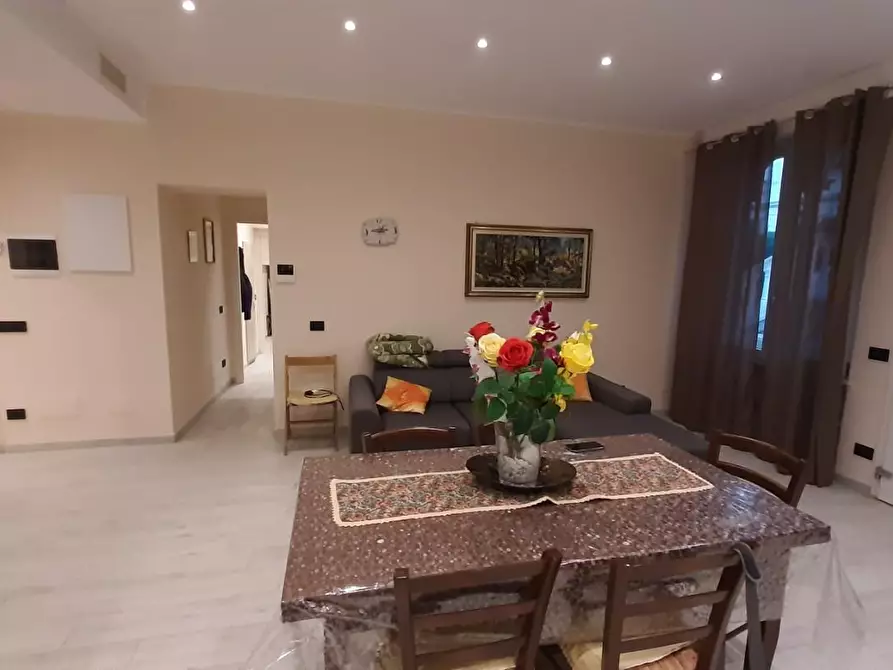 Immagine 12 di Appartamento in vendita  a Rosignano Marittimo