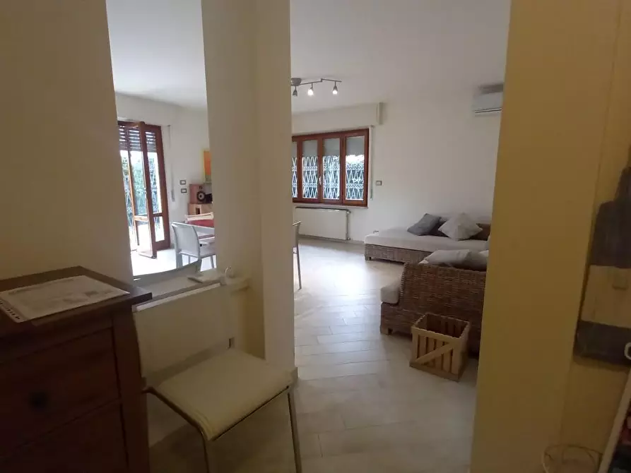 Immagine 25 di Appartamento in affitto  a Camaiore