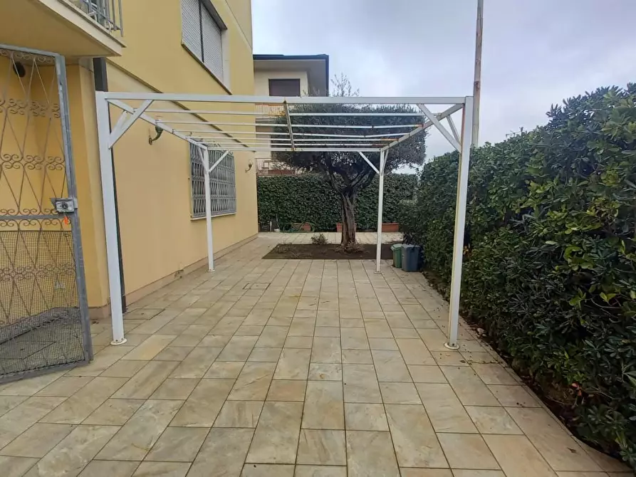 Immagine 30 di Appartamento in affitto  a Camaiore