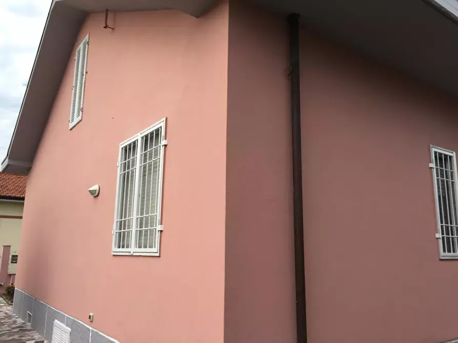Immagine 50 di Casa bifamiliare in vendita  a Carrara