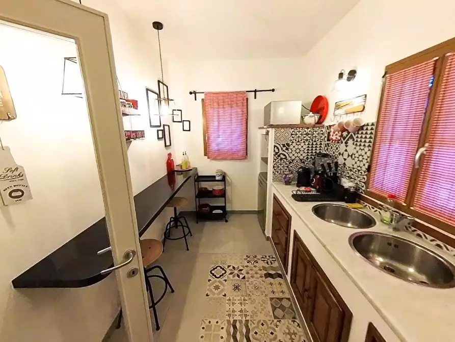 Immagine 9 di Casa colonica in vendita  a Riparbella