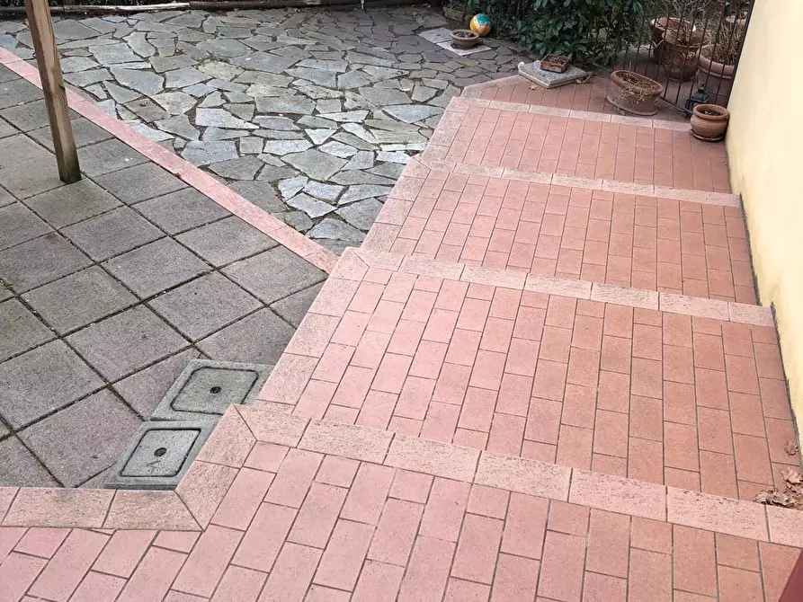 Immagine 17 di Appartamento in vendita  a Poggibonsi