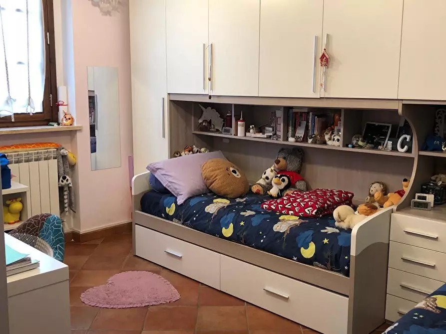 Immagine 10 di Appartamento in vendita  a Poggibonsi