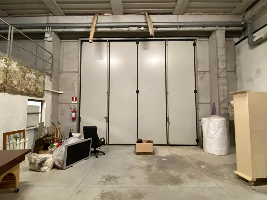 Immagine 24 di Capannone industriale in vendita  a Porcari